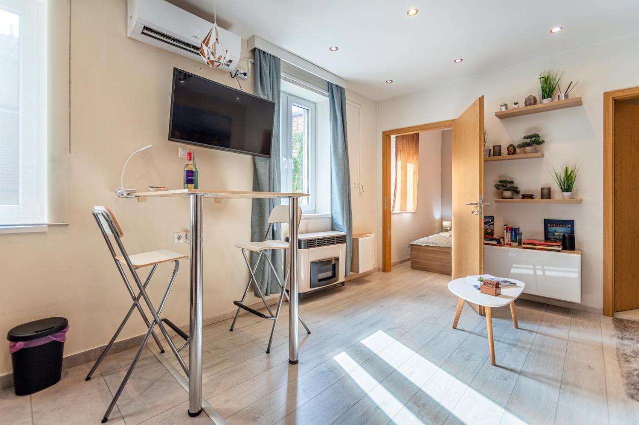 Velvet Vista Apartment Будапеща Екстериор снимка