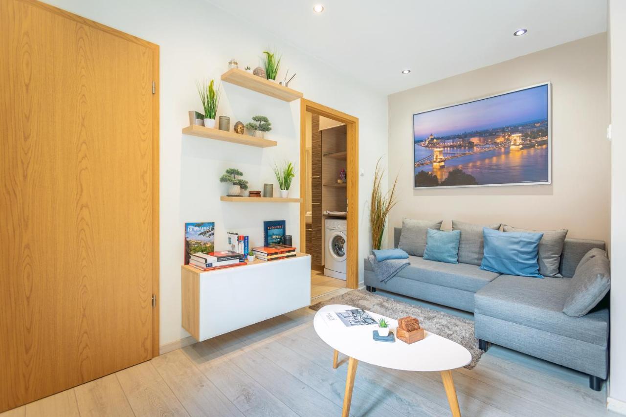 Velvet Vista Apartment Будапеща Екстериор снимка